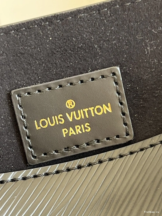 Frstbag ru LOUIS VUITTON PLAT PETIT SAC 0804